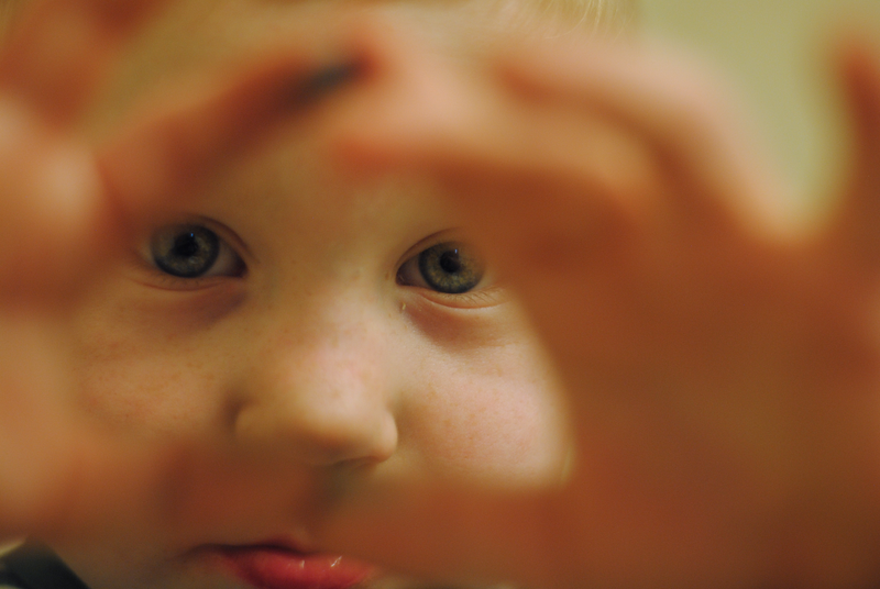 Illustration for article titled Photographing Children